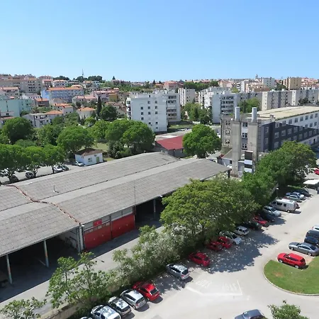 Penthouse Sara Apartamento Pula
